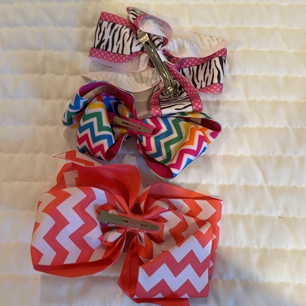 Colorful Chevron and Zebra Print Hair Bows - Picture 2 of 2
